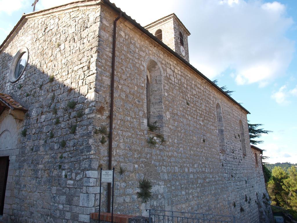 Locanda La Pieve Semproniano Exterior photo