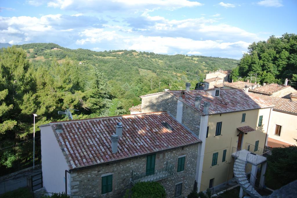 Locanda La Pieve Semproniano Exterior photo