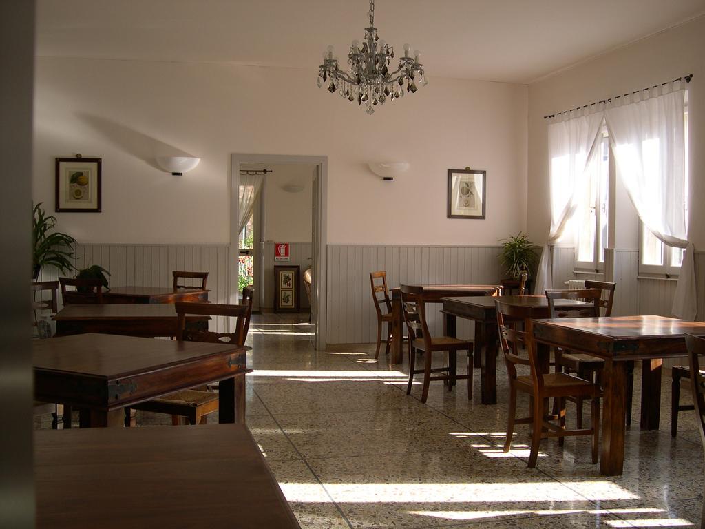Locanda La Pieve Semproniano Exterior photo